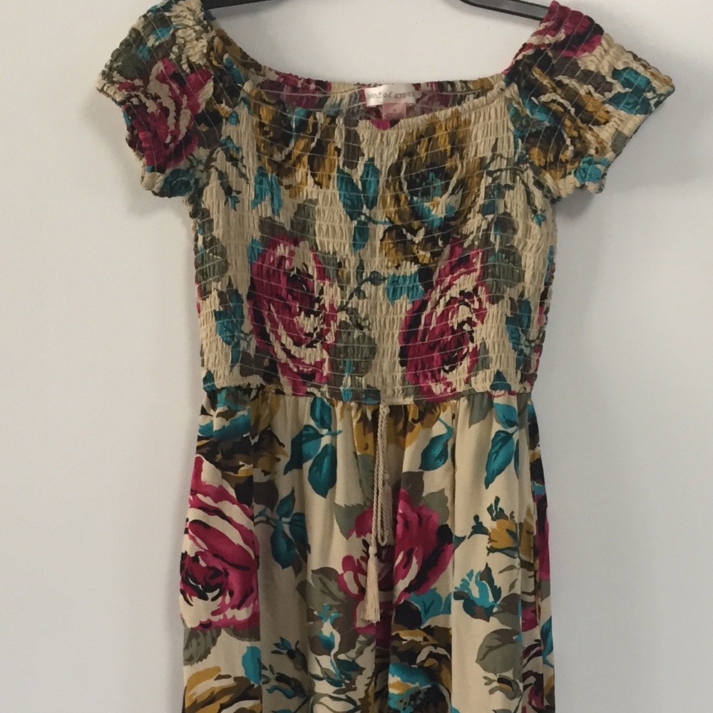 Floral off the shoulder maxi dress